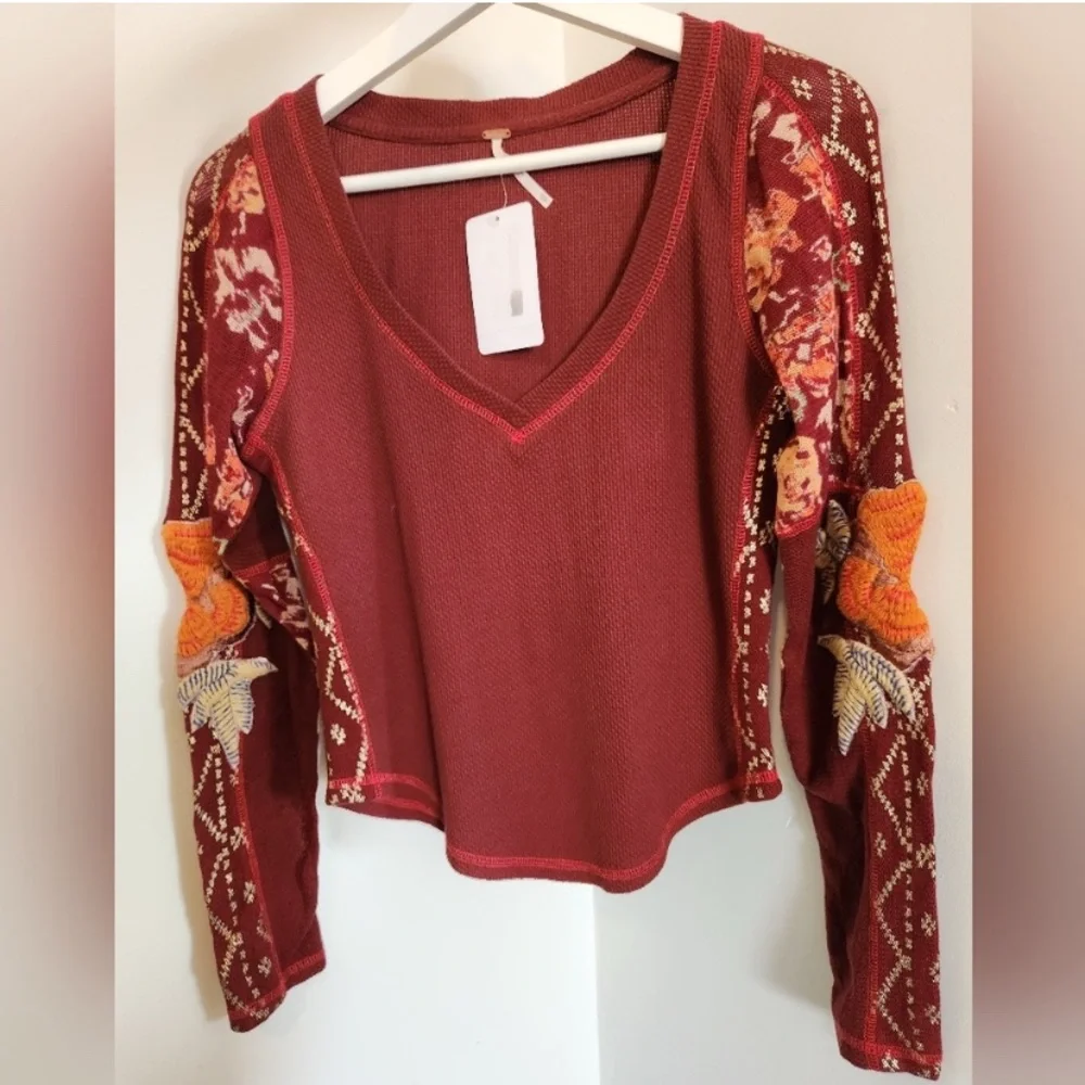 NWT | Free People | Amara Embroidered Sleeve V-Neck Top | Garnet Mix | XS